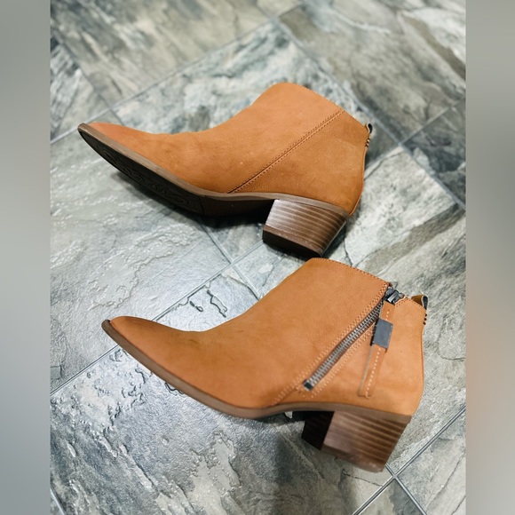 Ankle Boots - Picture 6 of 6